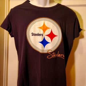 Pittsburgh Steelers Womens tshirt.